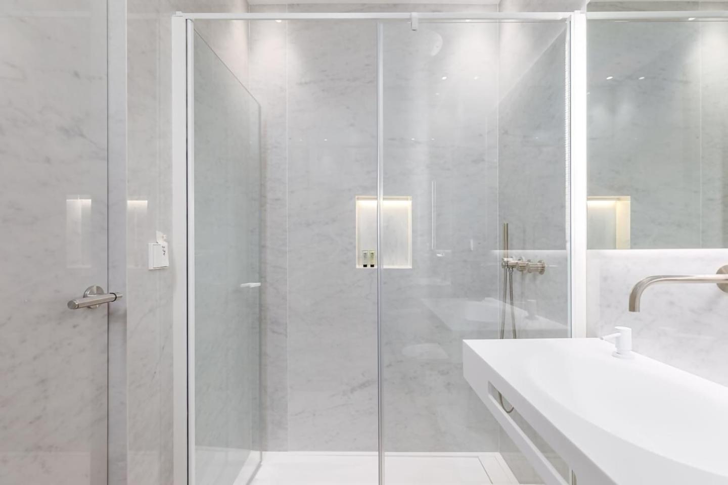 Apartment Mondrian New Ac Design Lovers Near La Concha San Sebastián